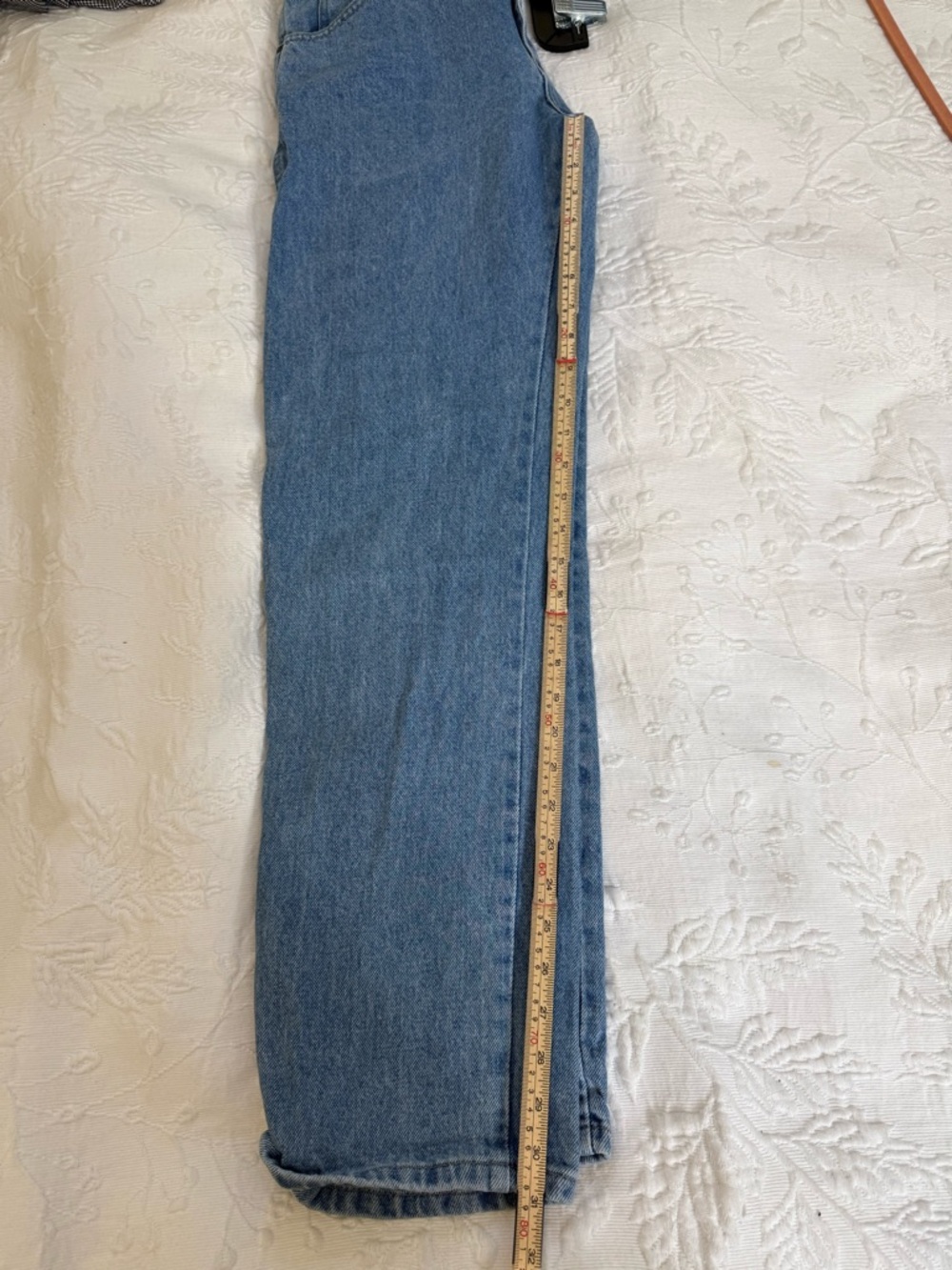 Vintage Wrangler Light Wash Straight Leg Jeans - Picture 6 of 7
